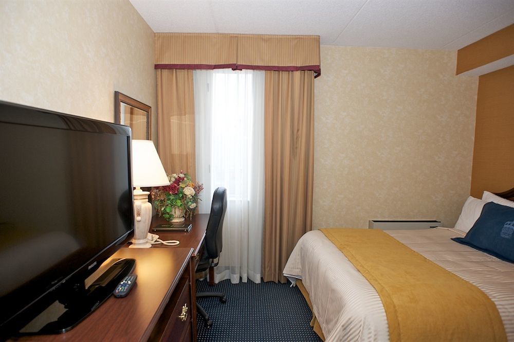 Monte Carlo Inn Airport Suites Mississauga Luaran gambar